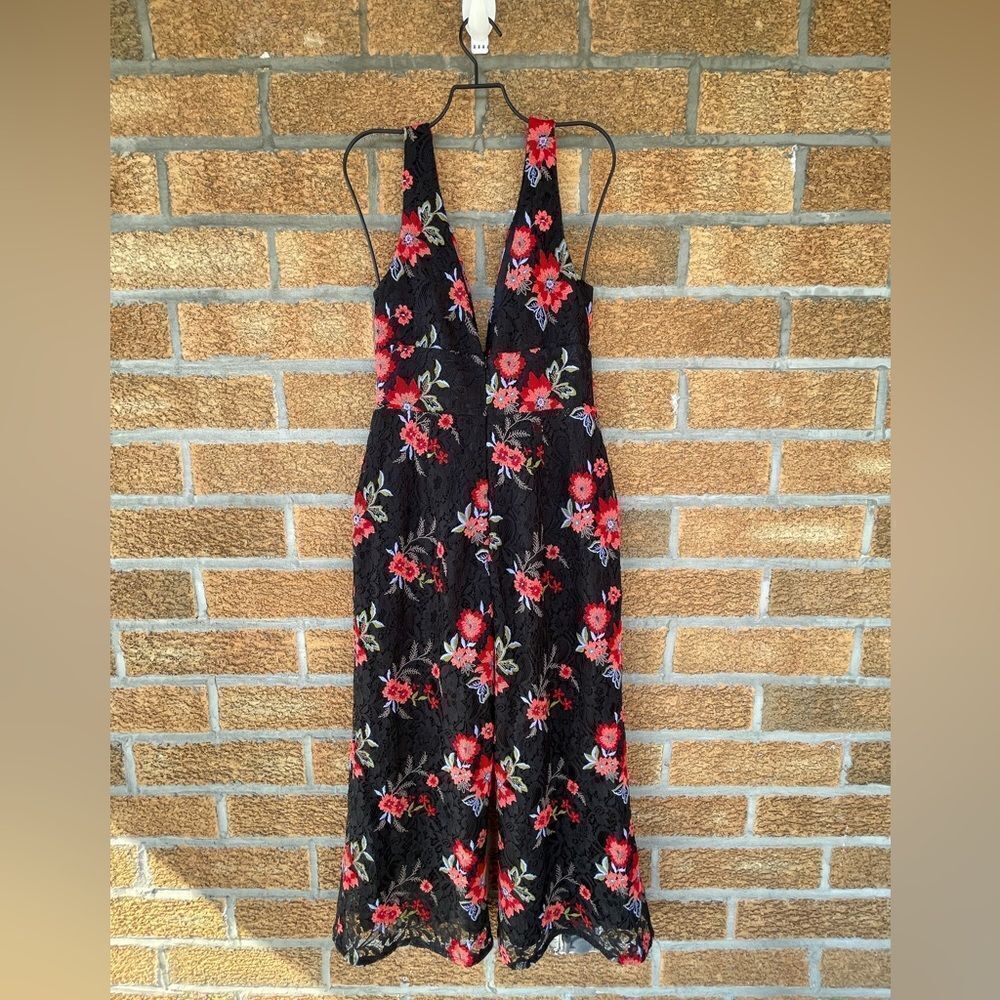 Lovers + Friends Floral Lace Kenneth Jumpsuit small - Picture 5 of 11